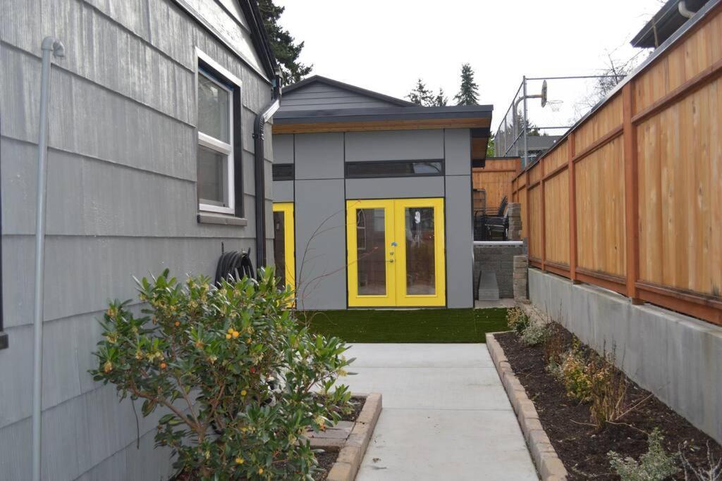 Cozy Crown Hill Carkeek Cottage W/3 Beds, Full Kitchen & Backyard In North Seattle Exterior foto